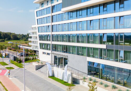 www.blueandgreenhotels.pl
