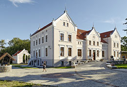 www.palacmortegi.pl